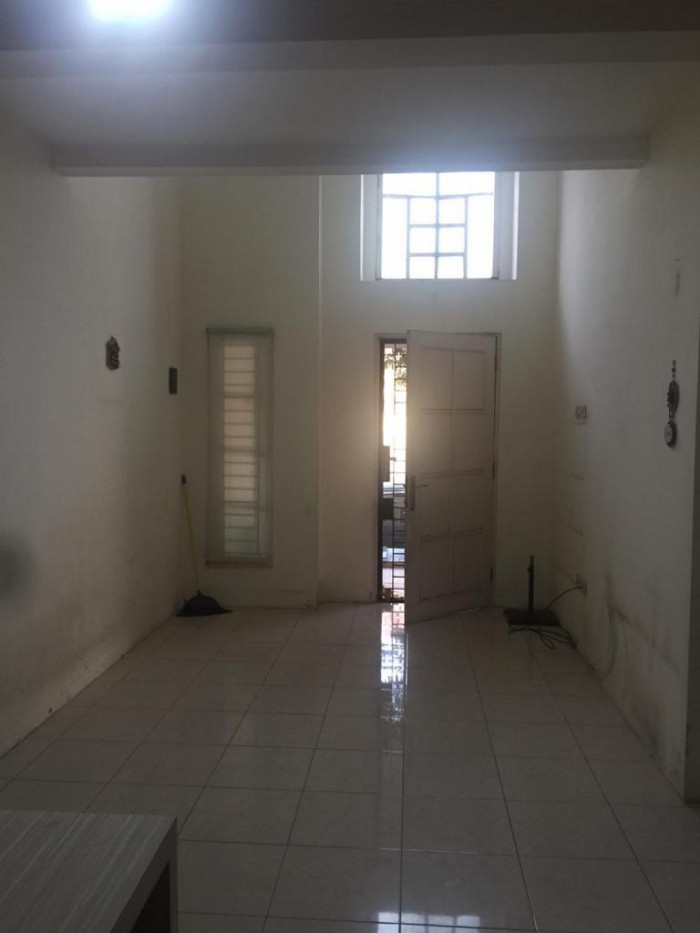 Disewakan rumah di Acacia Lippo Cikarang